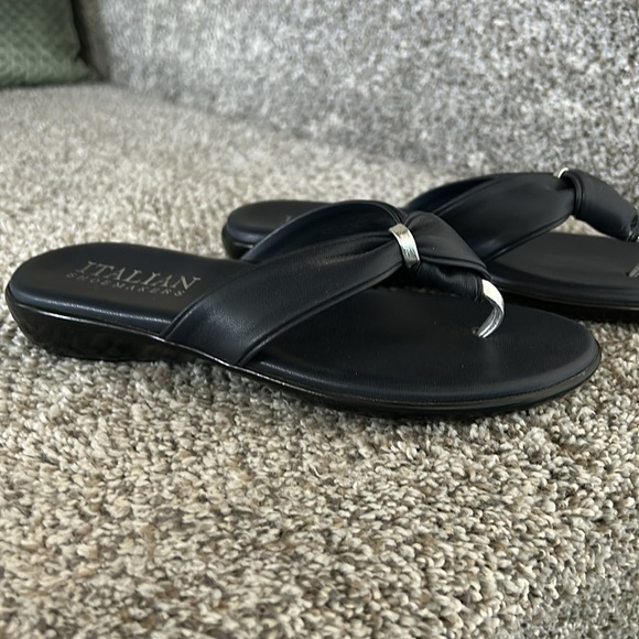 Italian Shoemakers Low Wedge Sandals - Picture 10 of 10